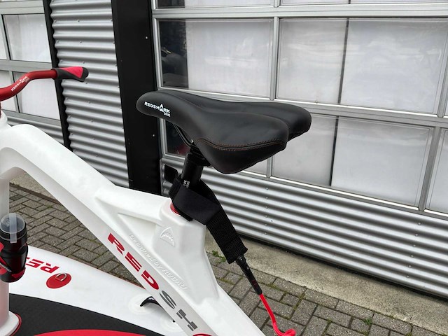 Red shark bike surf - afbeelding 6 van  8