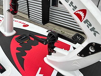 Red shark bike surf - afbeelding 7 van  8