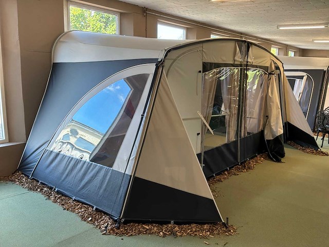Reda lucca 240 voortent (858-870 cm) - afbeelding 2 van  8