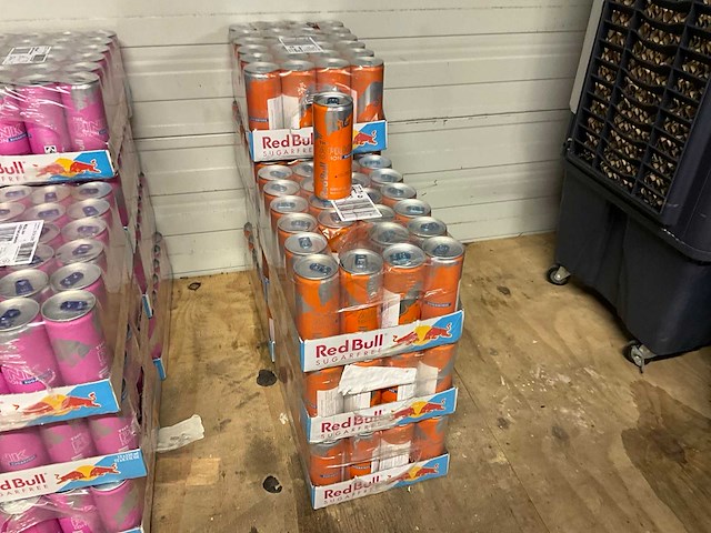 Redbull energydrink (168x) - afbeelding 1 van  4