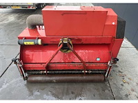 Redexim - v-top - verticuteermachine uitgevoerd als veegborstel - 2008 - afbeelding 6 van  13