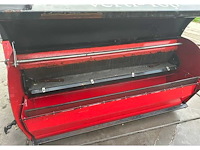 Redexim - v-top - verticuteermachine uitgevoerd als veegborstel - 2008 - afbeelding 10 van  13