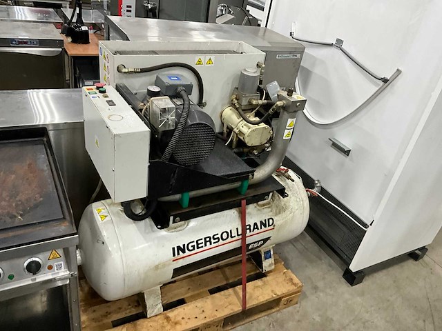 Rednal - 87/404 eec - schroefcompressor - afbeelding 1 van  4