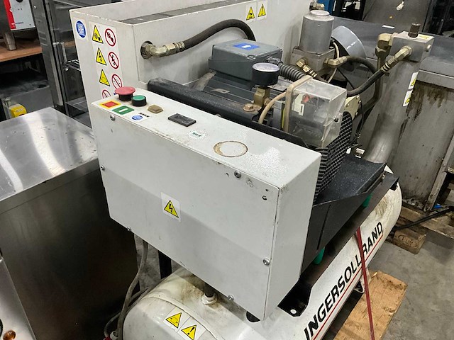 Rednal - 87/404 eec - schroefcompressor - afbeelding 4 van  6