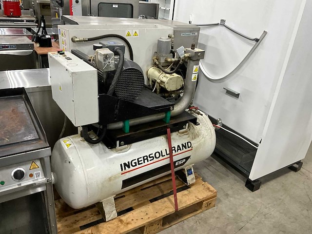 Rednal - 87/404 eec - schroefcompressor - afbeelding 1 van  9