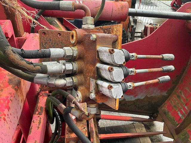 Redrock aligator uitkuilmachine - afbeelding 8 van  8