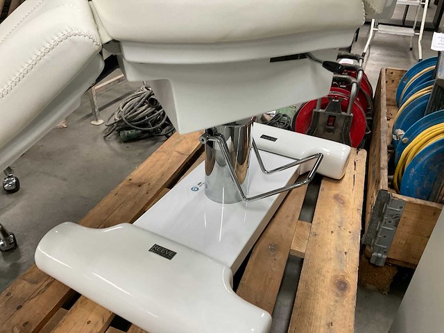 Reeve behandelstoel - afbeelding 4 van  9