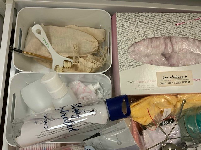 Refecticil schoonheidssalon benodigdheden - afbeelding 5 van  16