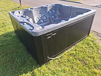 Reflection spa 6 persoons jacuzzi en buitenspa - afbeelding 10 van  33