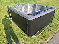 Reflection spa 6 persoons jacuzzi en buitenspa - afbeelding 13 van  33