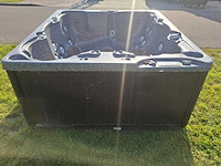 Reflection spa 6 persoons jacuzzi en buitenspa - afbeelding 31 van  33