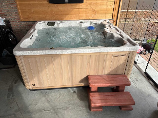 Reflection spa’s - jacuzzi - afbeelding 2 van  5
