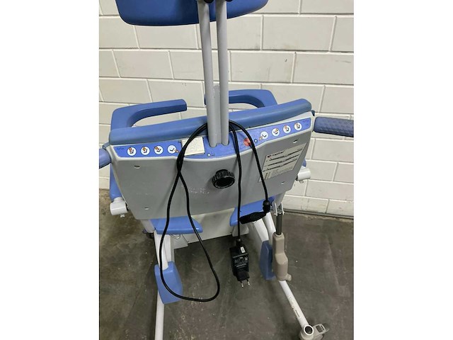 Reflex - 5600 - elektrische douchestoel toiletstoel - afbeelding 3 van  3
