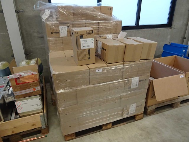 Reflex - s8 - expansievat (134x) - afbeelding 1 van  2