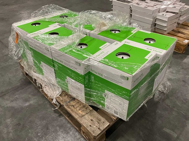 Reflex n18 expansie vat (8x) - afbeelding 1 van  3