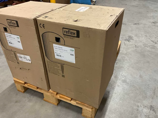 Reflex v 40/40 gy 10 b r1 8303400 40l buffervat - afbeelding 2 van  3