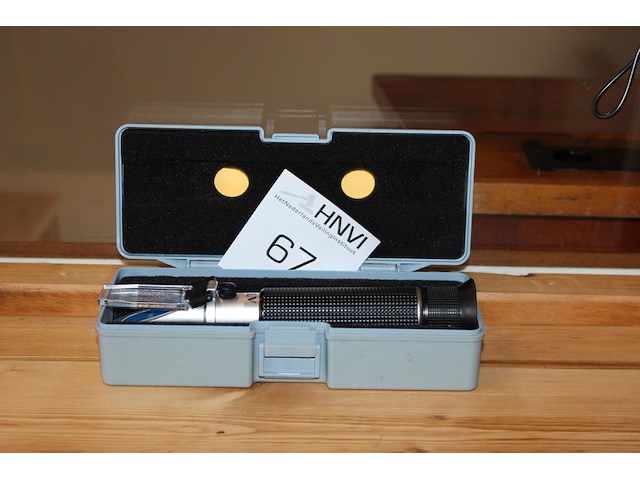 Refractometer atc. - afbeelding 1 van  2