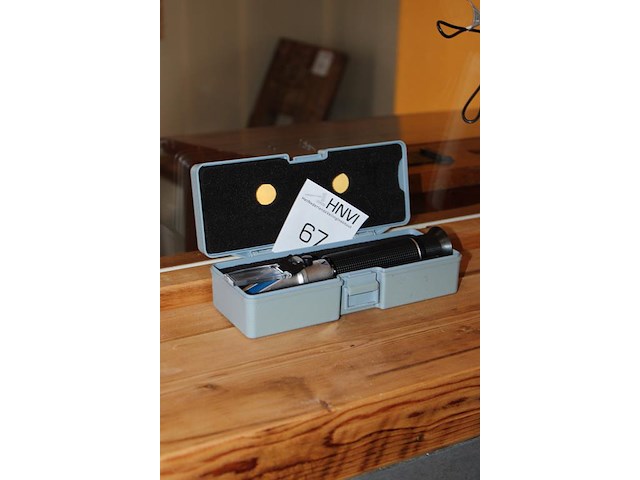 Refractometer atc. - afbeelding 2 van  2