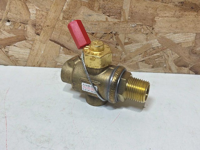 Refrigera bv21b012nfm07 service afsluiter 2-weg co2 1/2" nptf 1/2" nptm 140 bar (10x) - afbeelding 6 van  12