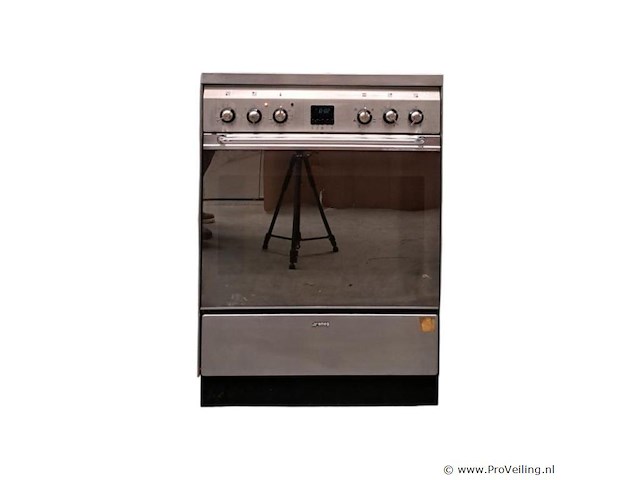 Refurbished – smeg cie66mf keramisch fornuis met elektrische oven - afbeelding 1 van  2