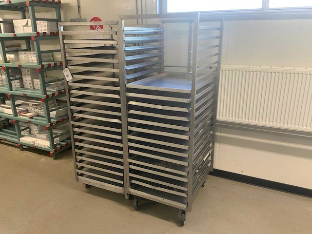 Regaalwagen (2x) - afbeelding 1 van  3