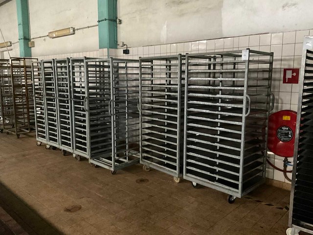 Regaalwagen (7x) - afbeelding 1 van  8