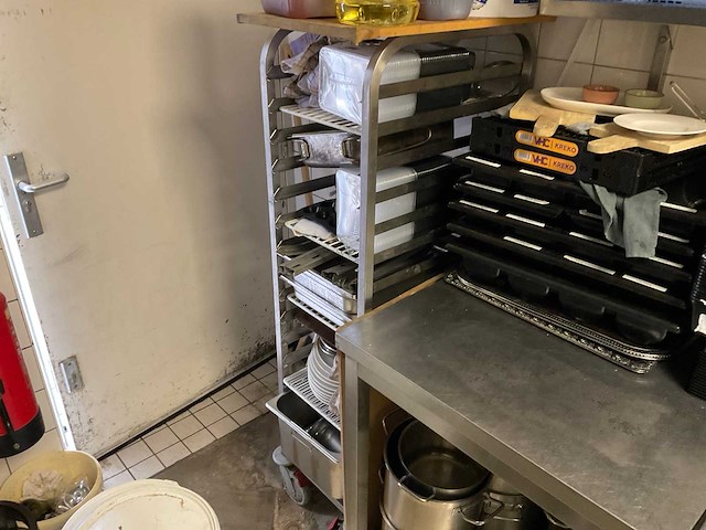 Regaalwagen - afbeelding 1 van  1