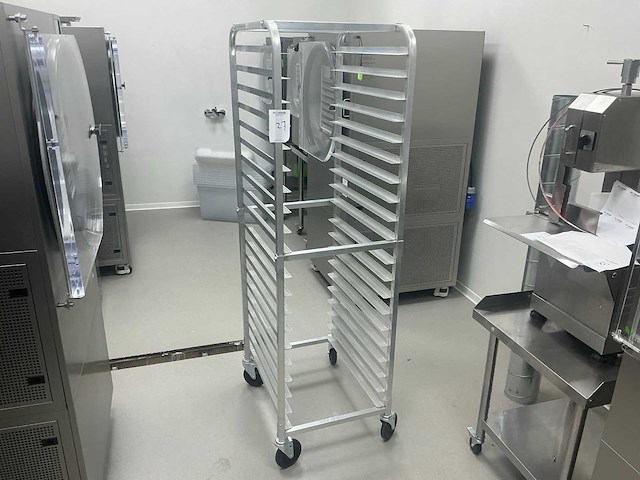 Regaalwagen - afbeelding 2 van  2