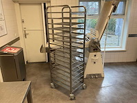 Regaalwagen - afbeelding 1 van  1