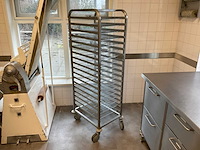 Regaalwagen - afbeelding 1 van  1