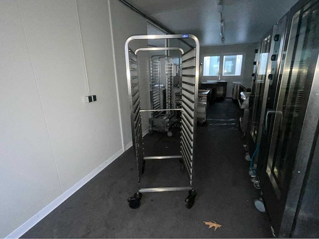 Regaalwagen - afbeelding 5 van  5