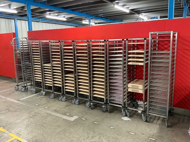 Regaalwagens 11 stuks gn 1/1 overige ovens en steamers - afbeelding 1 van  5