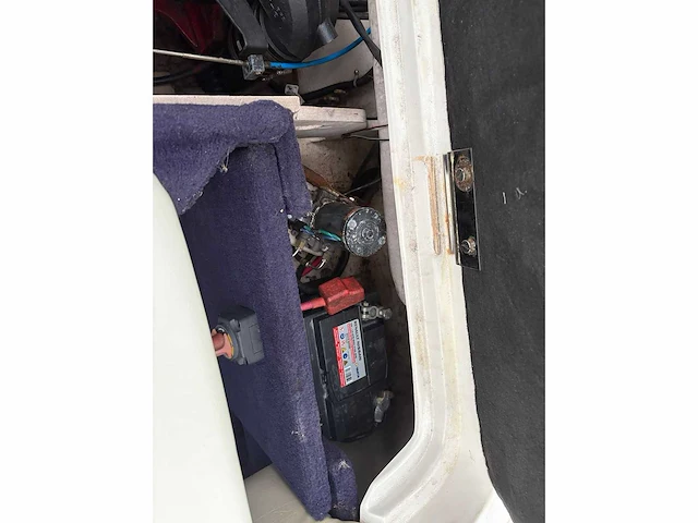 Regal - 1800 lsr - speed boats - 1999 - afbeelding 10 van  21