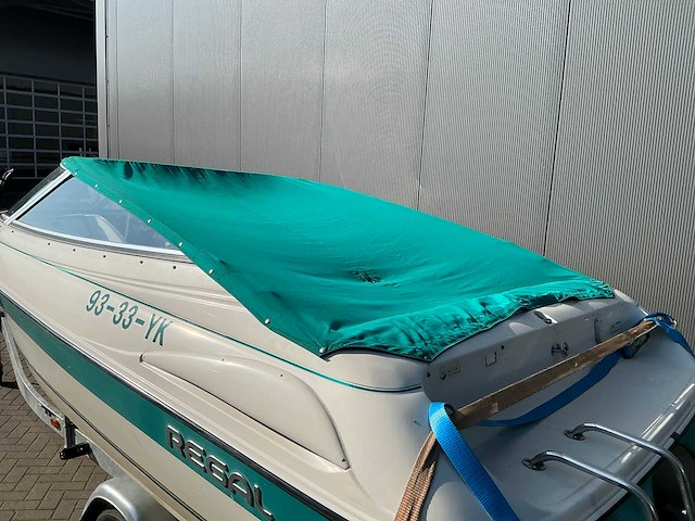 Regal 182se valanti speedboot met kalf boottrailer - afbeelding 7 van  43