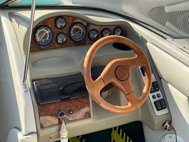 Regal 182se valanti speedboot met kalf boottrailer - afbeelding 11 van  43