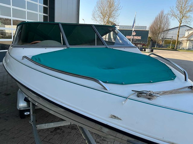 Regal 182se valanti speedboot met kalf boottrailer - afbeelding 24 van  43