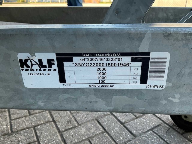 Regal 182se valanti speedboot met kalf boottrailer - afbeelding 27 van  43