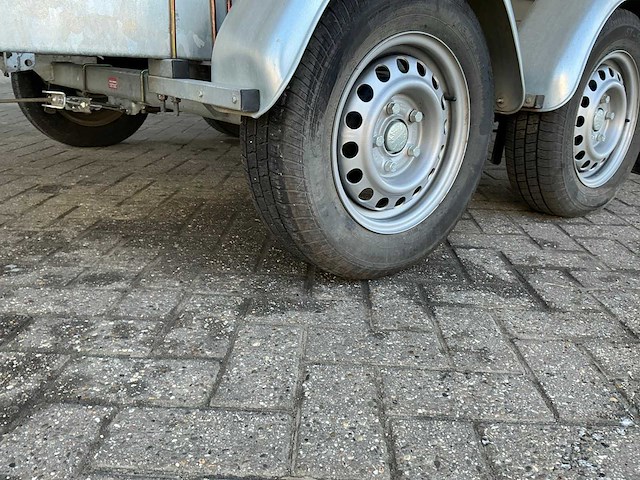 Regal 182se valanti speedboot met kalf boottrailer - afbeelding 30 van  43