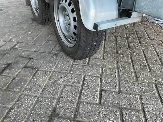 Regal 182se valanti speedboot met kalf boottrailer - afbeelding 32 van  43