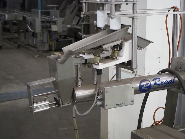 Regal - afbeelding 5 van  9