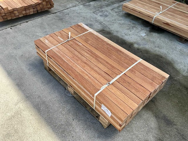 Regel hardhout 60x40x1250 mm (55x) - afbeelding 1 van  7