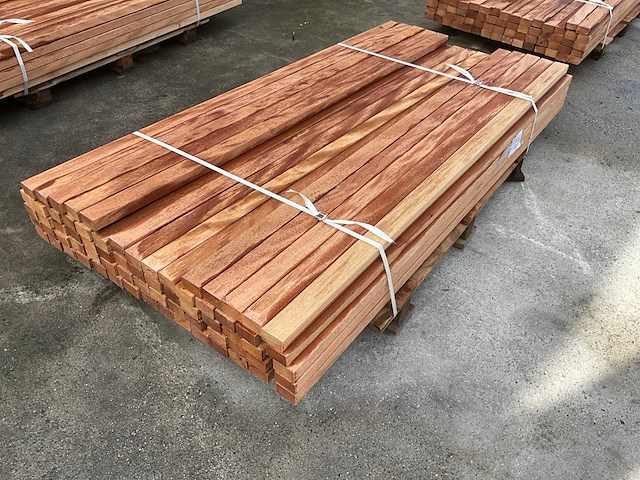 Regel hardhout 60x40x1550 mm (70x) - afbeelding 1 van  4