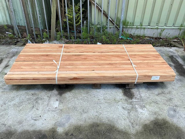 Regel hardhout 60x40x2170 mm (47x) - afbeelding 1 van  5