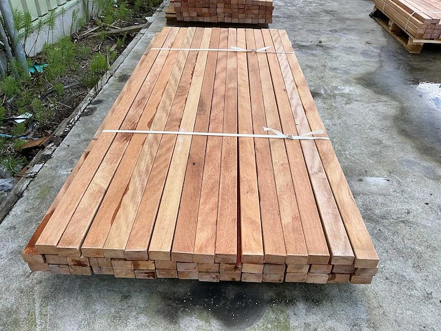 Regel hardhout 60x40x2170 mm (47x) - afbeelding 3 van  5