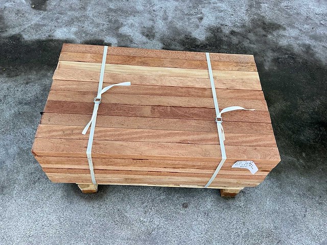 Regel hardhout 60x40x950 mm (80x) - afbeelding 1 van  4
