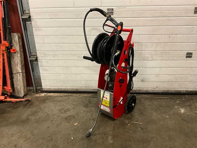 Regelav efc 130/11 m hogedrukreiniger - afbeelding 1 van  5