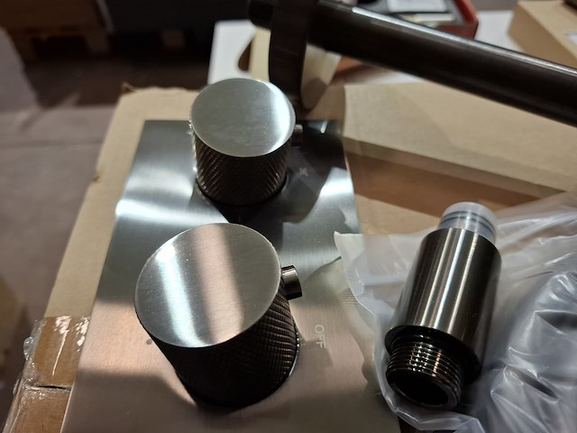 Regendoucheset inbouw, gun metal - afbeelding 8 van  10