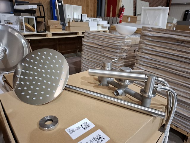 Regendoucheset inbouw, rvs geborsteld - afbeelding 1 van  7