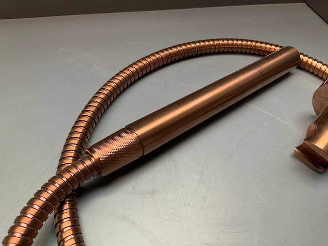 Regendoucheset koper met wandarm staaf handdouche slang en houder - afbeelding 11 van  11