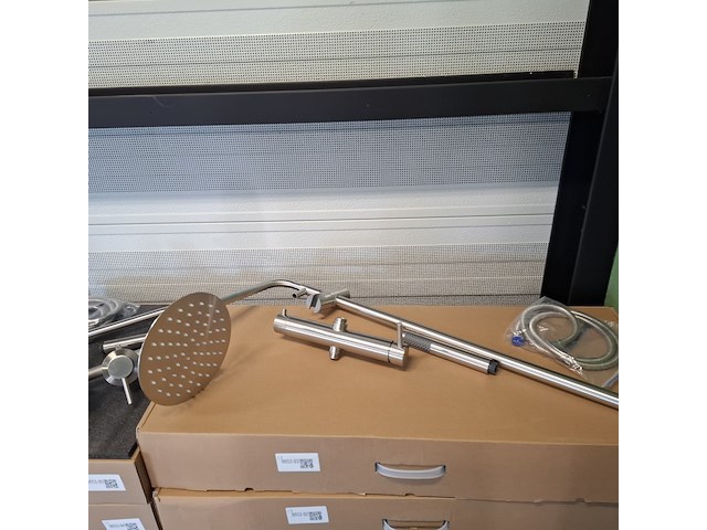 Regendoucheset opbouw, rvs geborsteld - afbeelding 1 van  8